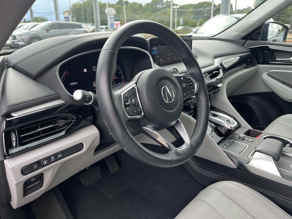 used 2023 Acura MDX car, priced at $39,399