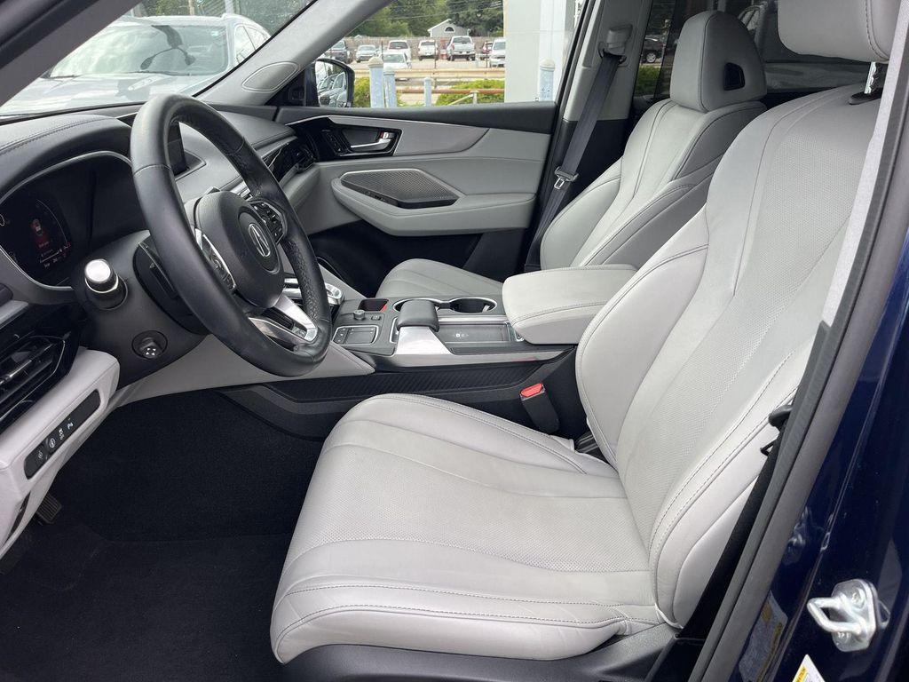 used 2023 Acura MDX car, priced at $39,399