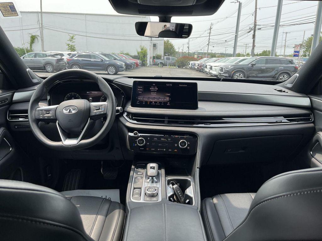 used 2025 INFINITI QX60 car, priced at $49,800