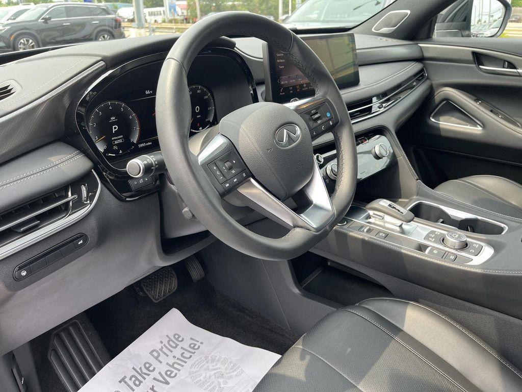 used 2025 INFINITI QX60 car, priced at $49,800
