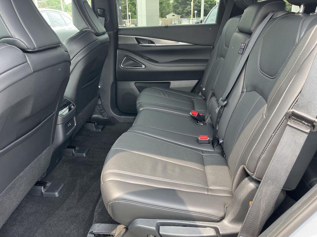 used 2025 INFINITI QX60 car, priced at $49,800