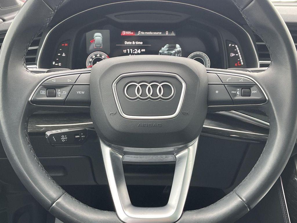 used 2022 Audi Q7 car, priced at $35,990