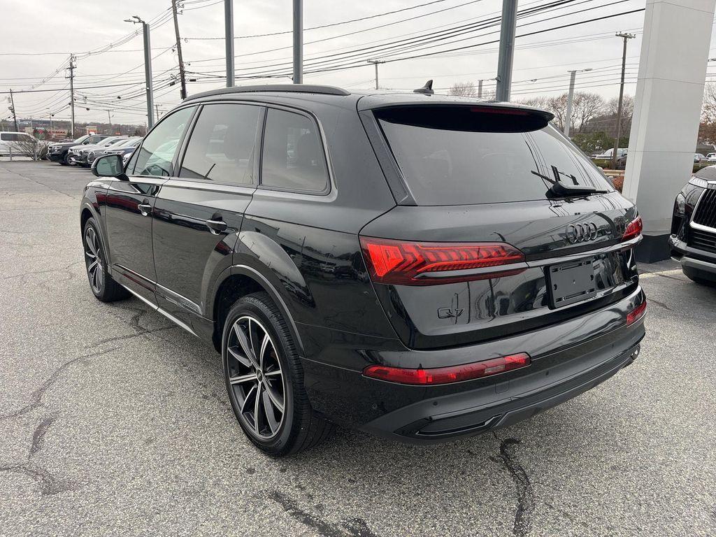 used 2022 Audi Q7 car, priced at $35,990