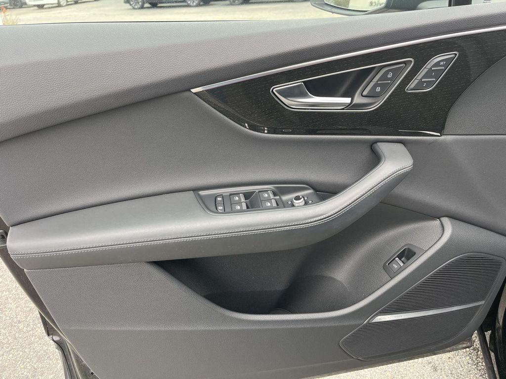 used 2022 Audi Q7 car, priced at $35,990