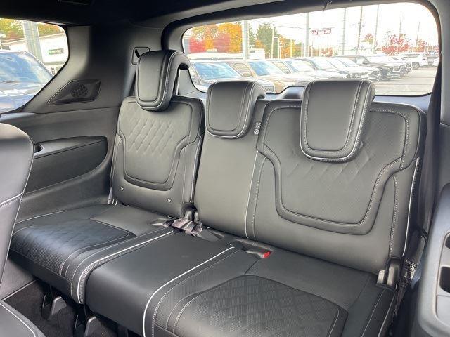 new 2025 INFINITI QX80 car, priced at $102,590