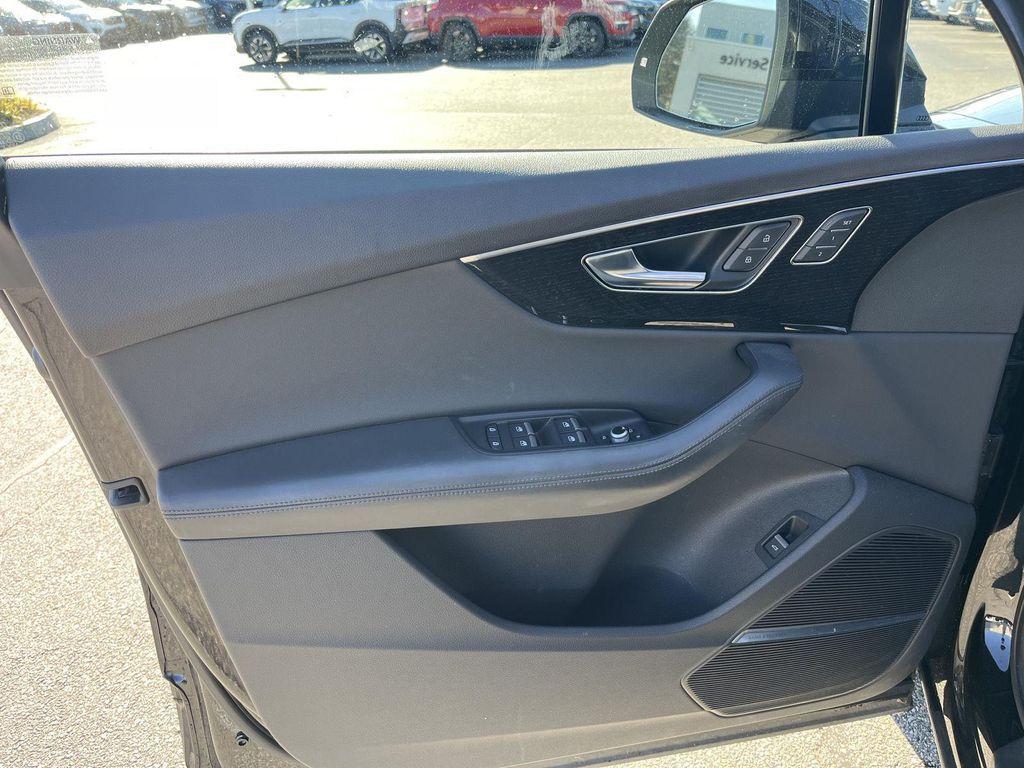 used 2022 Audi Q7 car, priced at $37,990