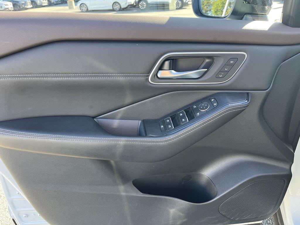 used 2023 Nissan Rogue car, priced at $28,900