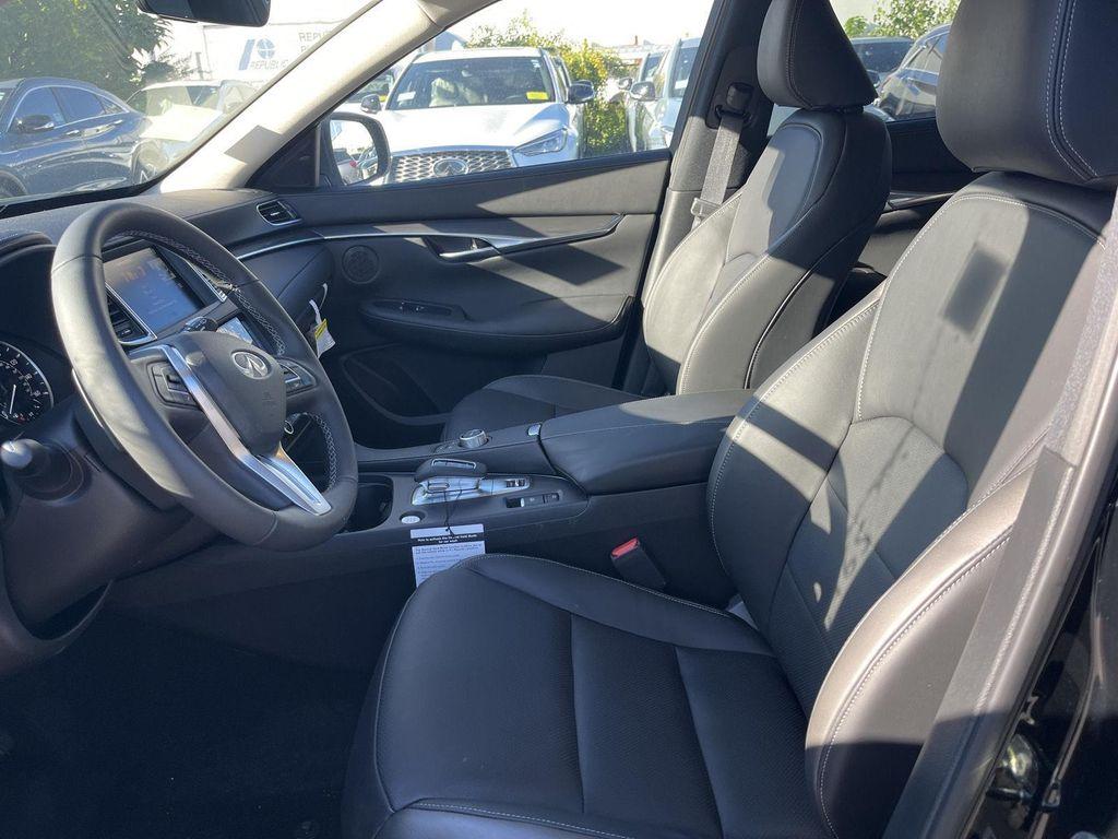 new 2025 INFINITI QX50 car, priced at $49,080