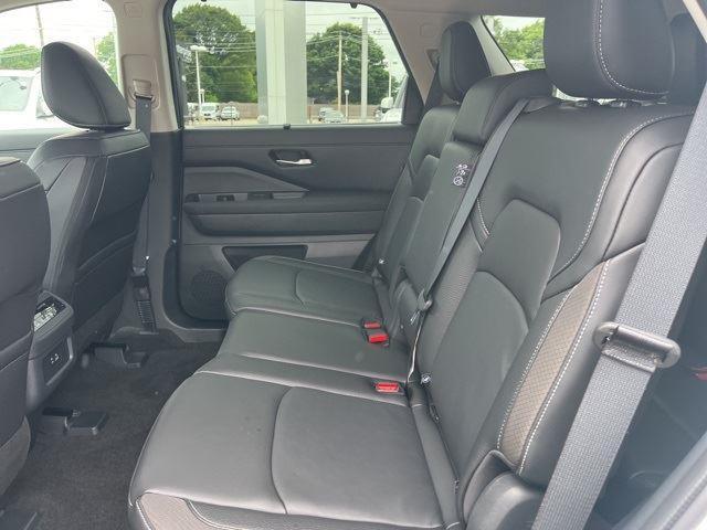 used 2024 Nissan Pathfinder car, priced at $39,993