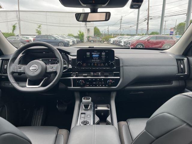 used 2024 Nissan Pathfinder car, priced at $39,993