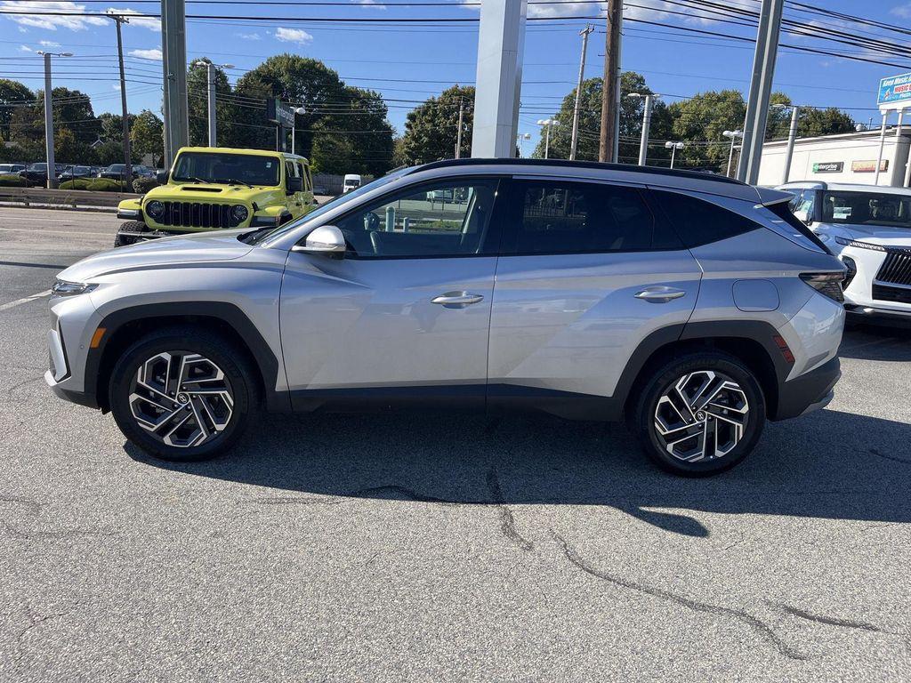 used 2025 Hyundai TUCSON Hybrid car, priced at $34,990