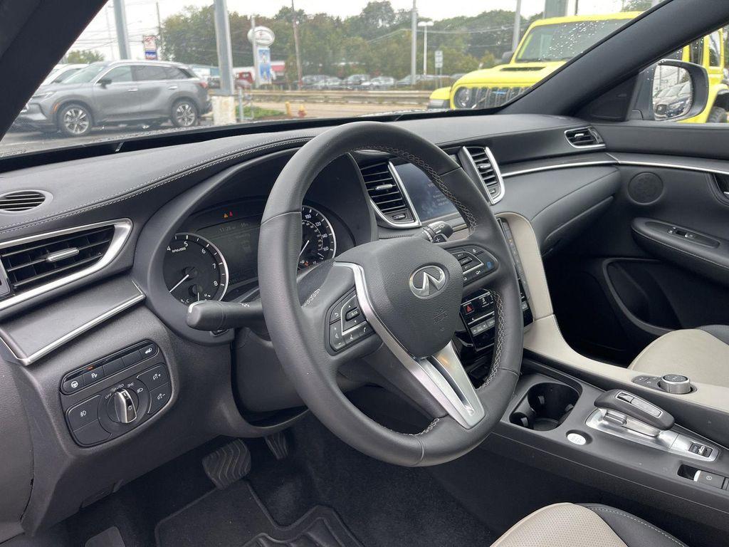 used 2025 INFINITI QX55 car, priced at $37,990