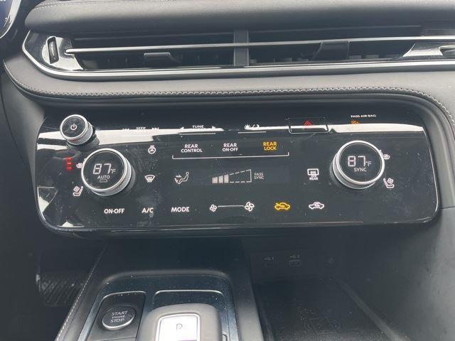 used 2024 INFINITI QX60 car, priced at $43,900