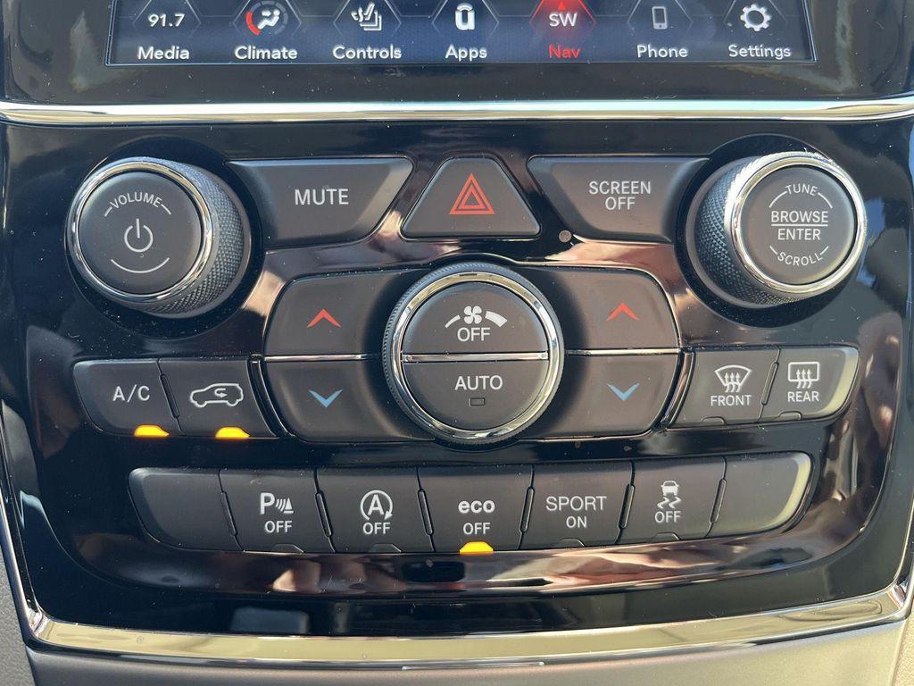 used 2019 Jeep Grand Cherokee car, priced at $25,800