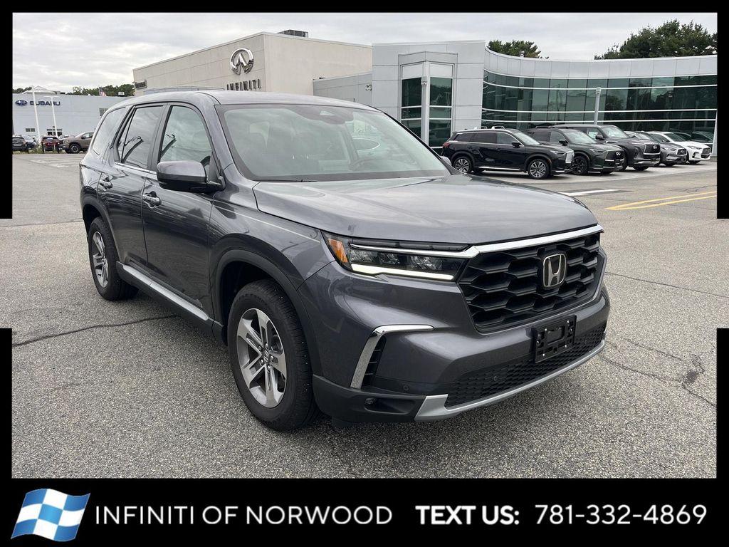 used 2025 Honda Pilot car, priced at $43,990