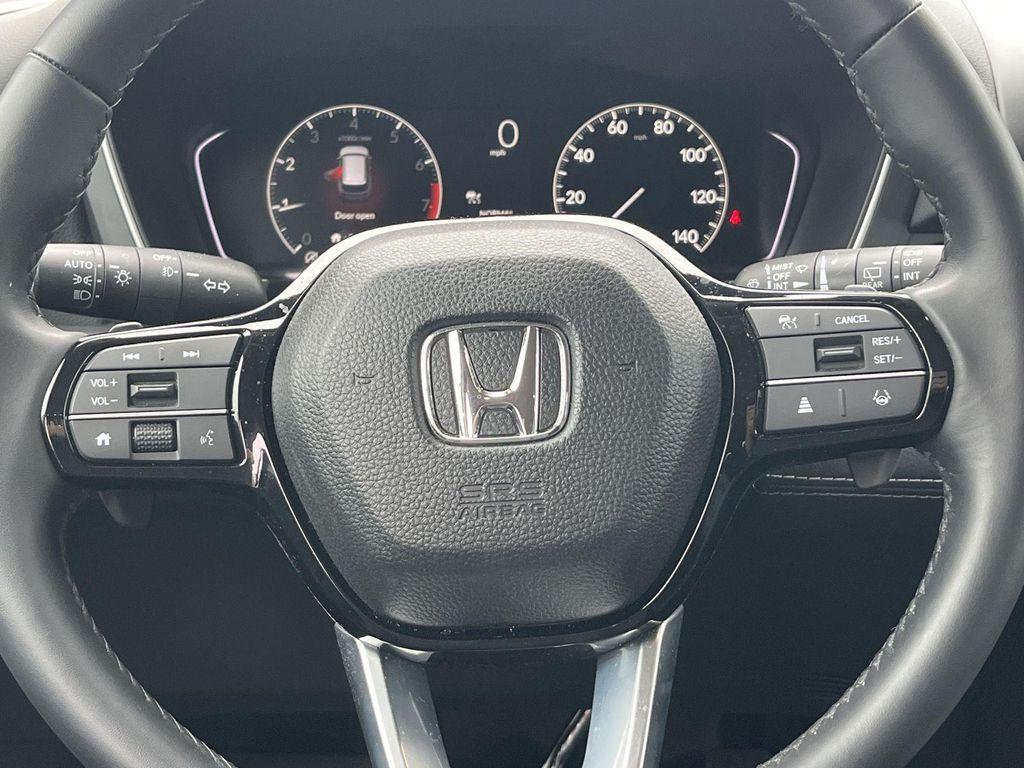 used 2025 Honda Pilot car, priced at $43,990