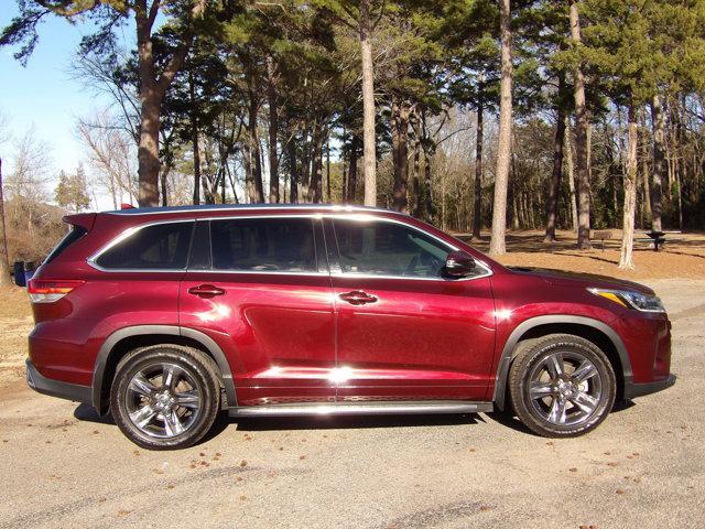 used 2018 Toyota Highlander car, priced at $24,498