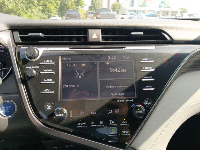 used 2020 Toyota Camry Hybrid car, priced at $24,999