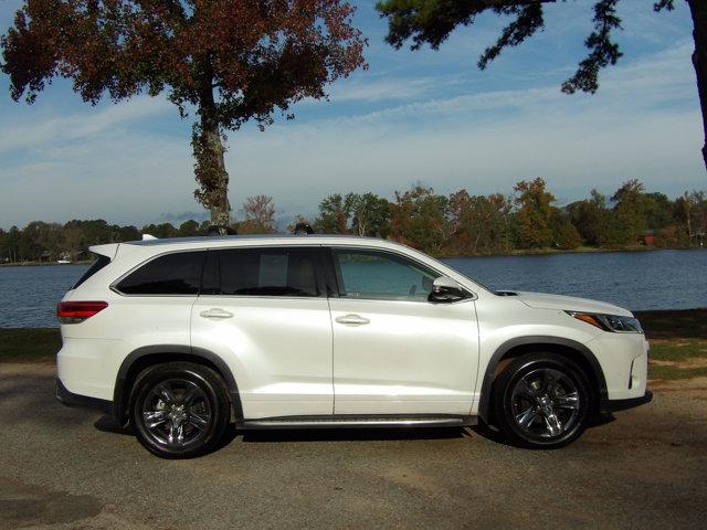 used 2018 Toyota Highlander car, priced at $24,596