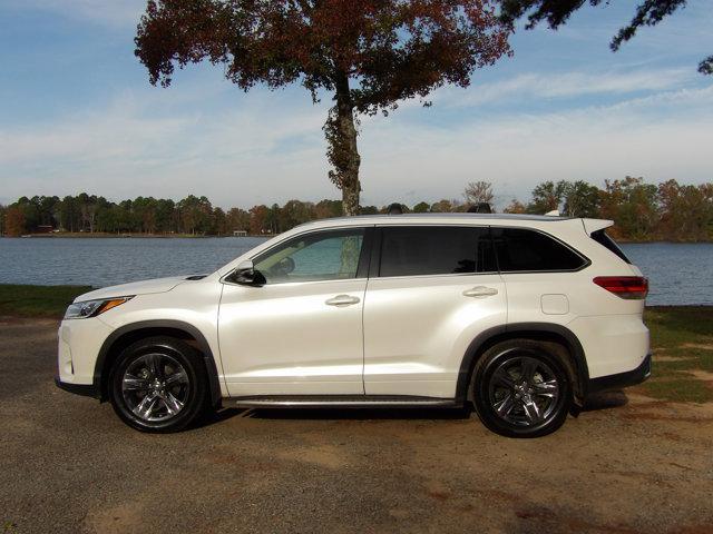 used 2018 Toyota Highlander car, priced at $24,596