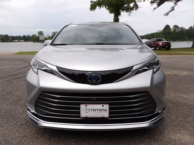 used 2022 Toyota Sienna car, priced at $42,236