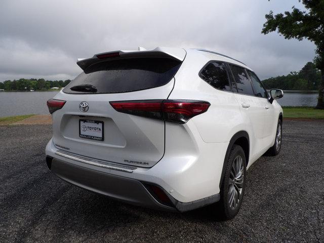 used 2021 Toyota Highlander car, priced at $37,398