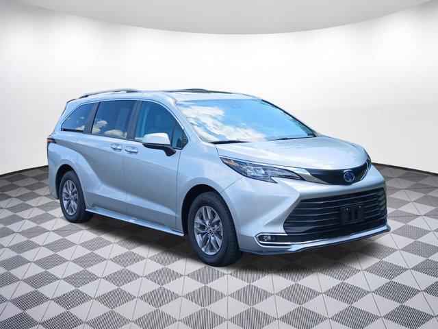 used 2024 Toyota Sienna car, priced at $43,598