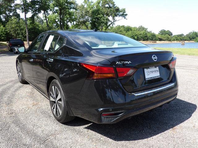 used 2021 Nissan Altima car, priced at $15,999