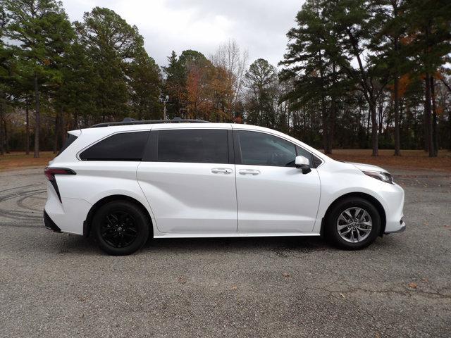 used 2023 Toyota Sienna car, priced at $36,298