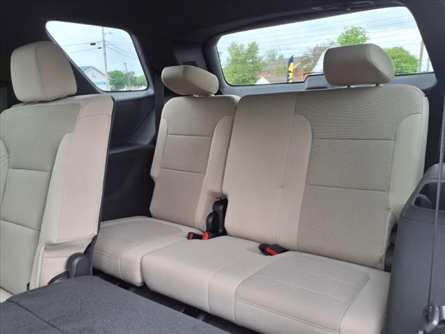 used 2022 Chevrolet Traverse car, priced at $33,495