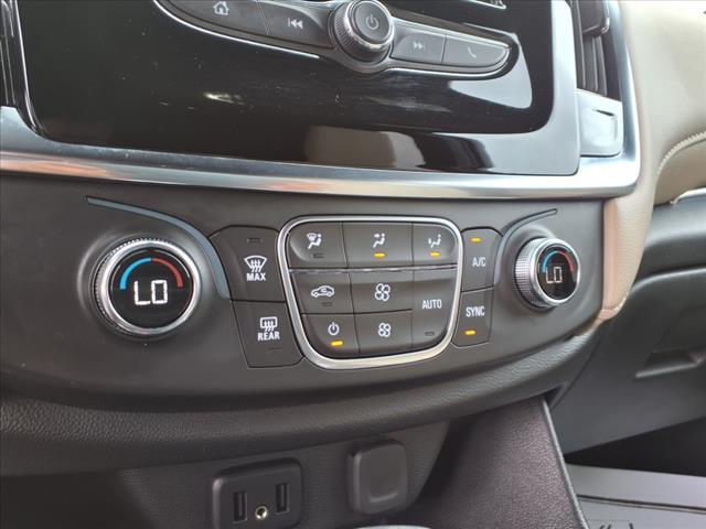 used 2022 Chevrolet Traverse car, priced at $33,495