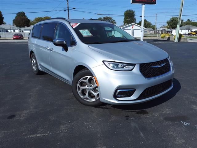 used 2023 Chrysler Pacifica car, priced at $39,995