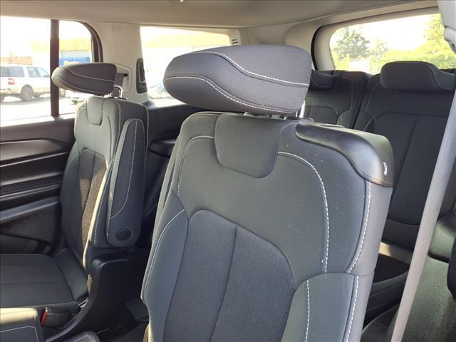 used 2023 Jeep Grand Cherokee L car, priced at $29,995