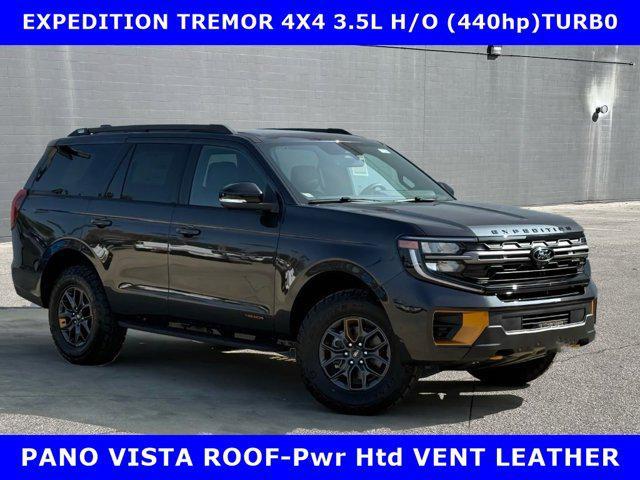 new 2025 Ford Expedition car, priced at $77,776