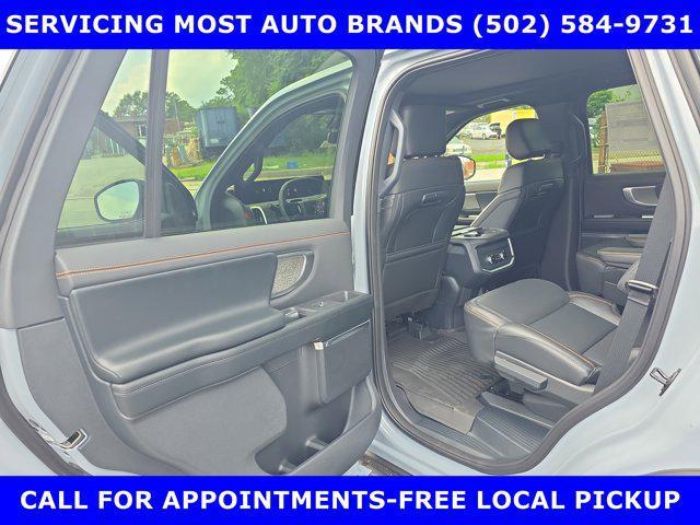 new 2025 Ford Expedition car, priced at $78,245