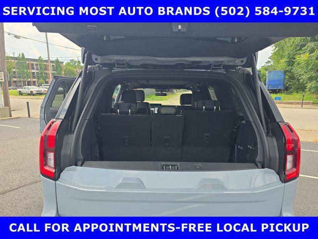 new 2025 Ford Expedition car, priced at $78,245