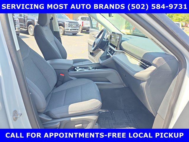 new 2025 Ford Explorer car, priced at $40,379