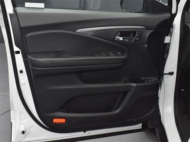 used 2021 Honda Pilot car, priced at $25,500