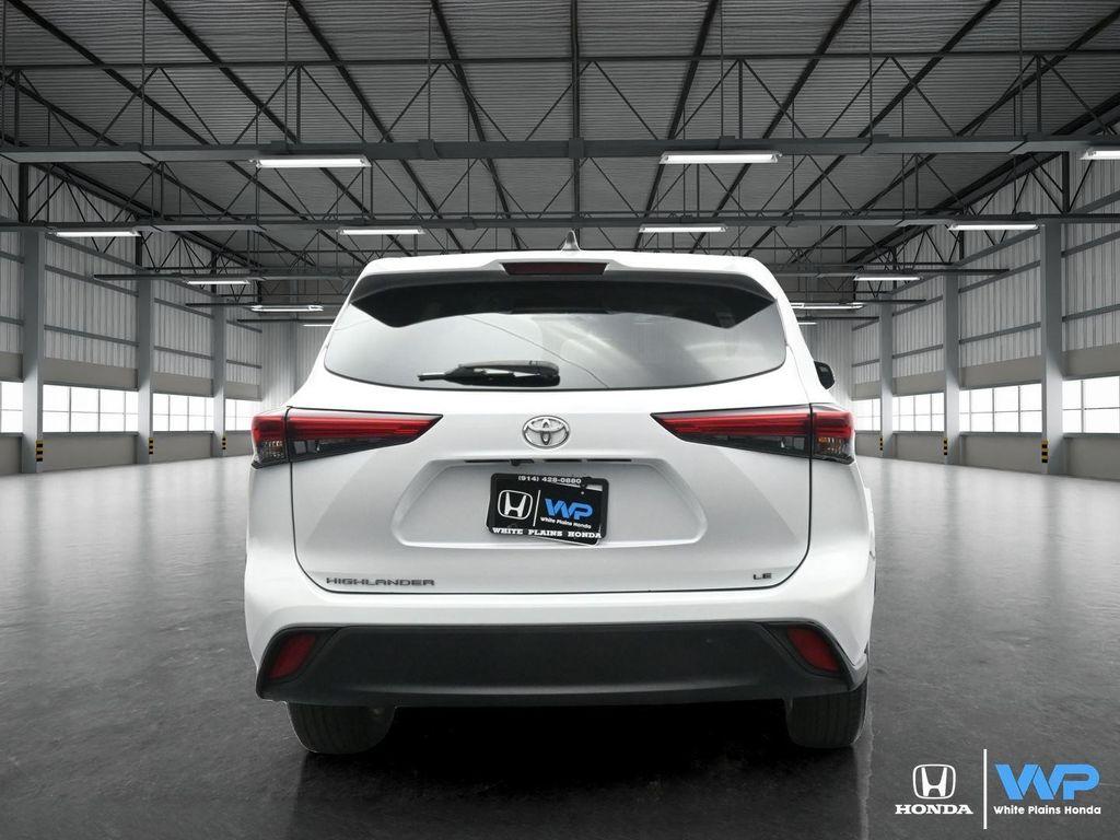 used 2022 Toyota Highlander car, priced at $27,200