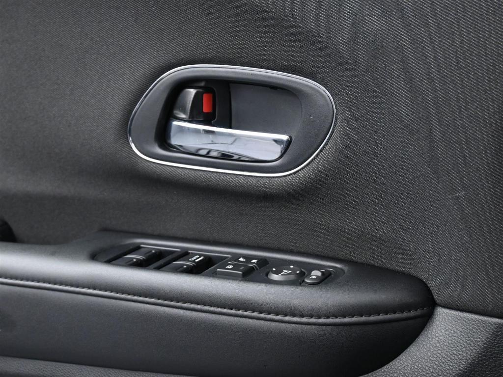 used 2022 Honda HR-V car, priced at $21,700
