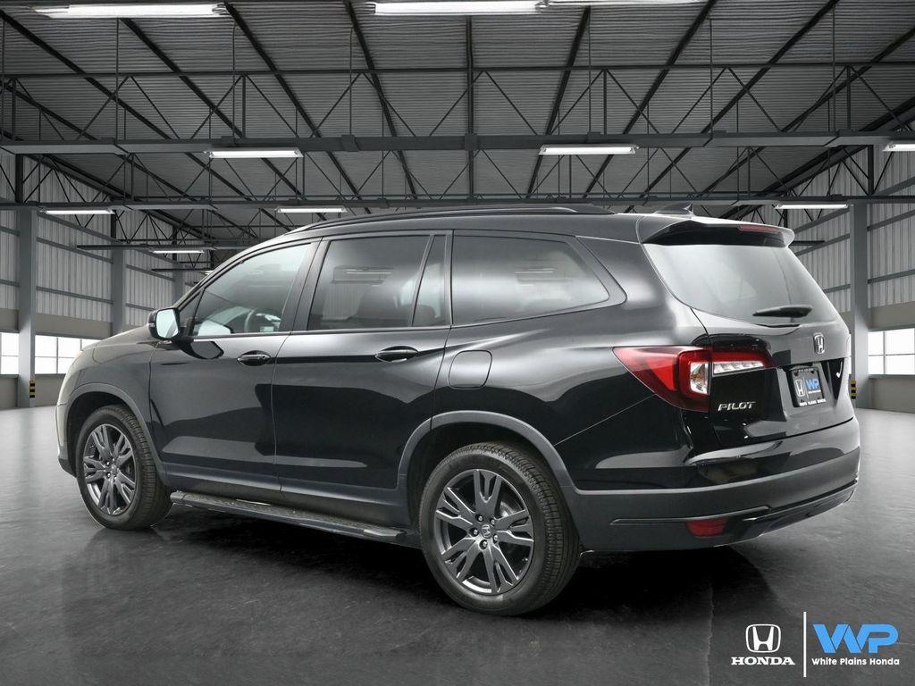 used 2022 Honda Pilot car, priced at $27,800