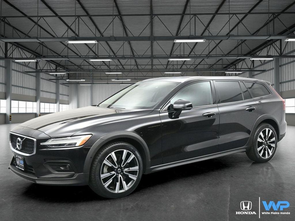 used 2021 Volvo V60 Cross Country car, priced at $32,000