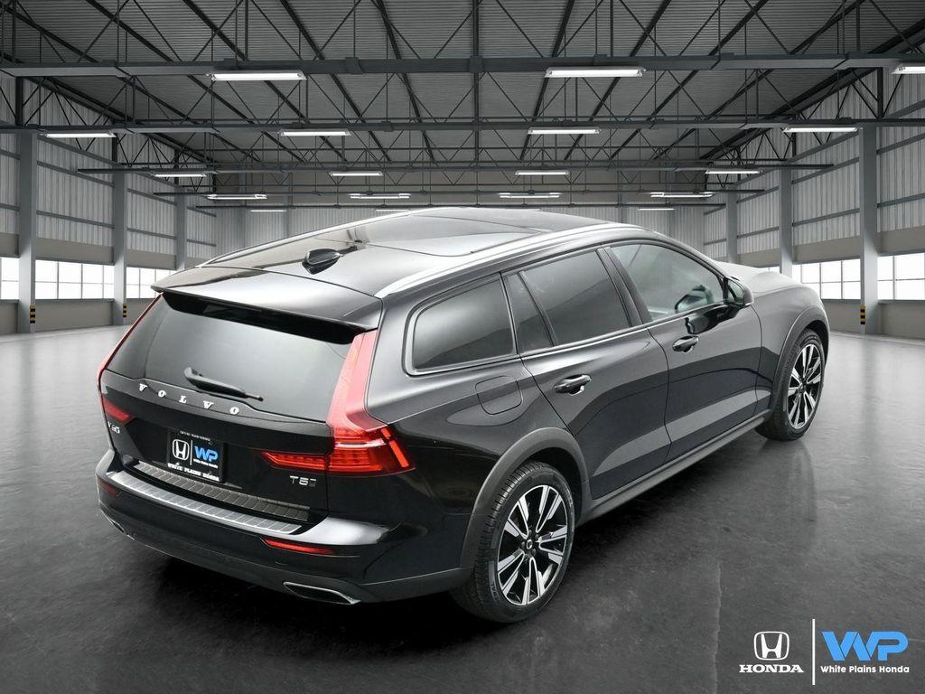 used 2021 Volvo V60 Cross Country car, priced at $32,000