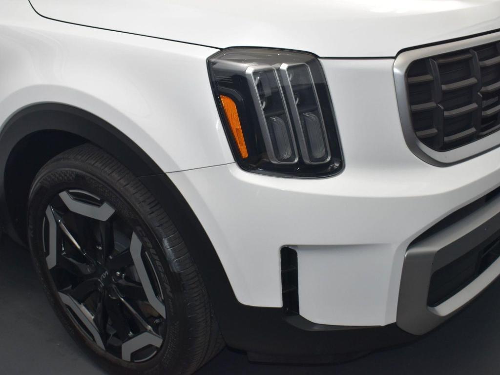 used 2023 Kia Telluride car, priced at $32,900