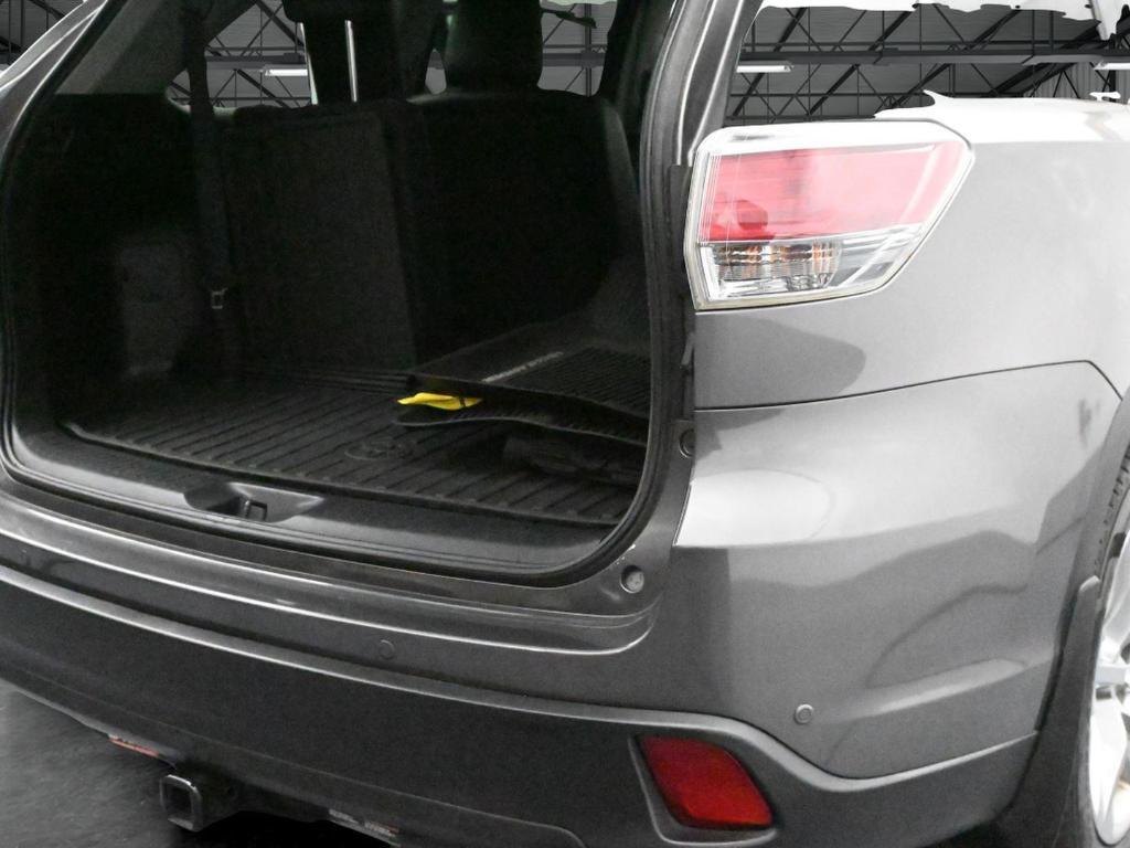used 2016 Toyota Highlander car, priced at $18,000