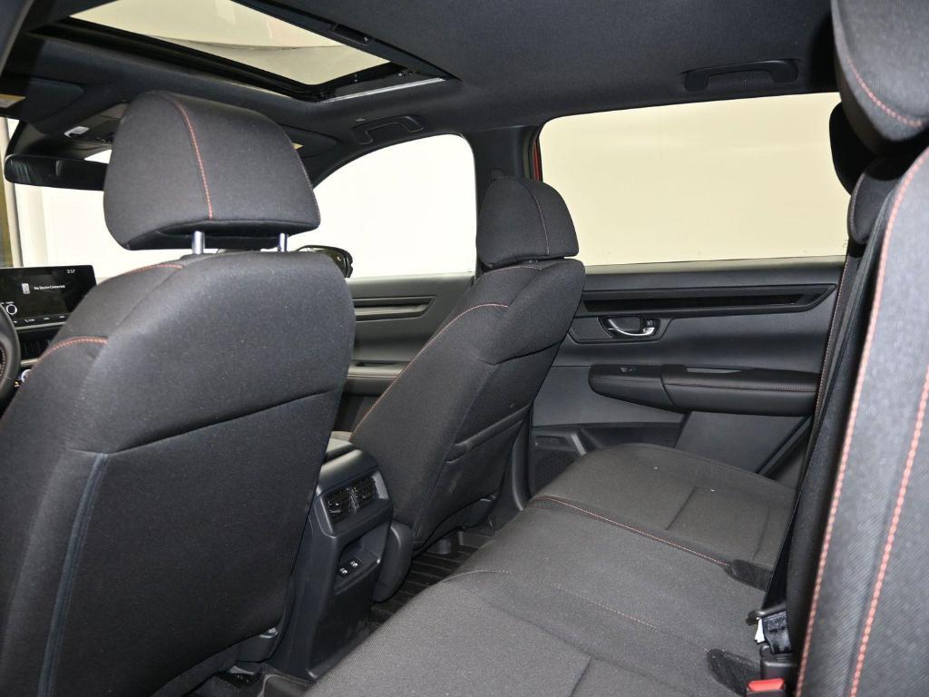 new 2025 Honda CR-V Hybrid car