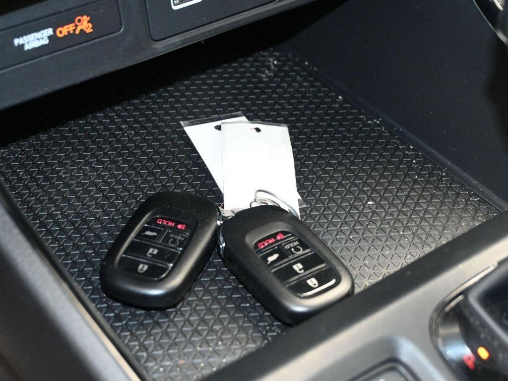 new 2025 Honda CR-V Hybrid car