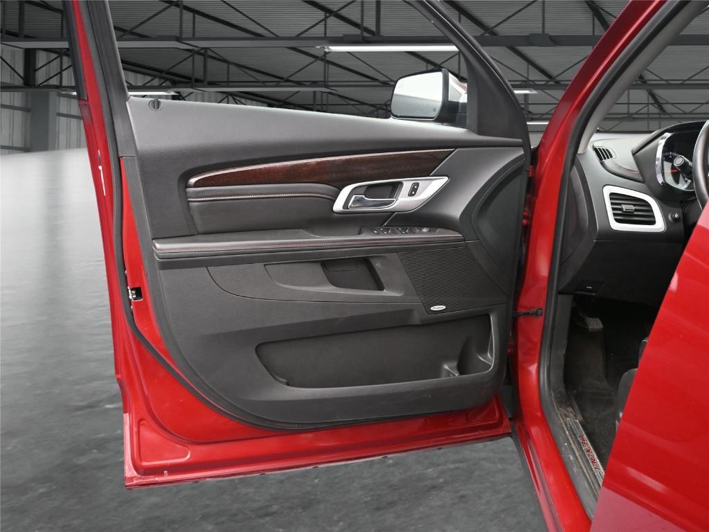 used 2015 GMC Terrain car, priced at $15,500