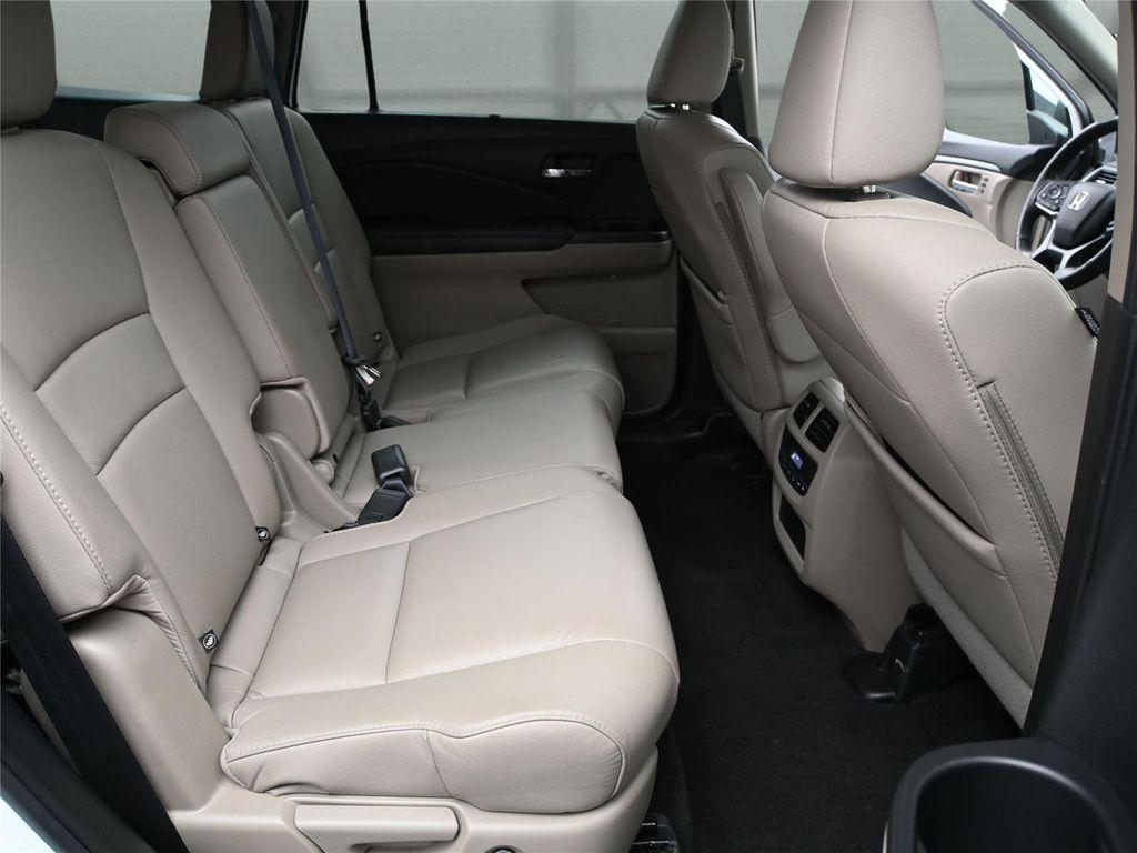 used 2022 Honda Pilot car, priced at $28,700