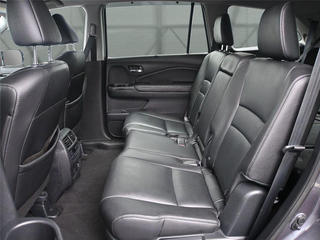 used 2020 Honda Pilot car, priced at $26,400